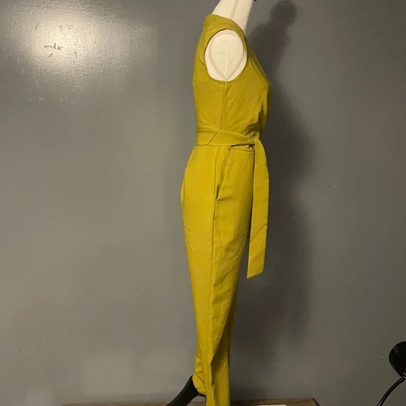 Jumpsuit - Picture 5 of 7